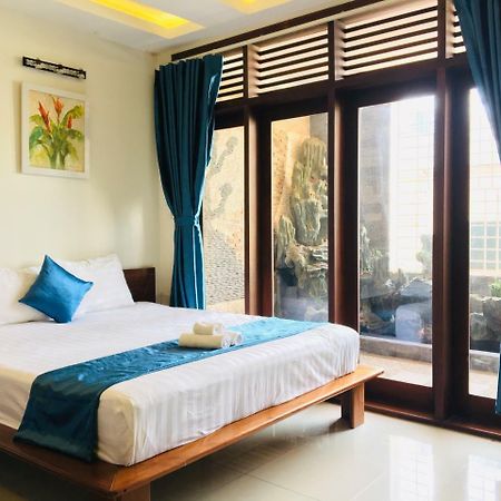 Whale Ocean View Hotel Da Nang Exterior foto